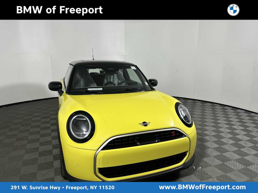 New 2026 MINI Hardtop S