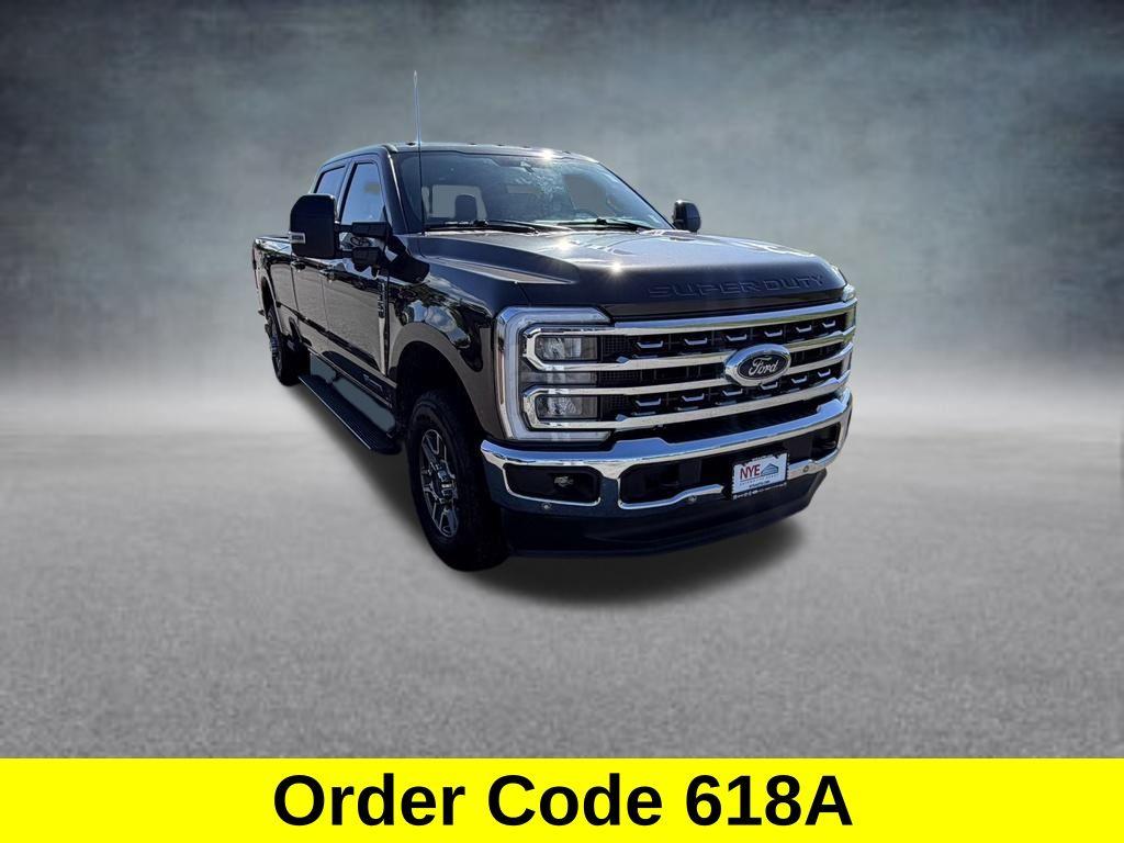 2024 FORD F-350 LARIAT SUPER DUTY — миниатюра 8