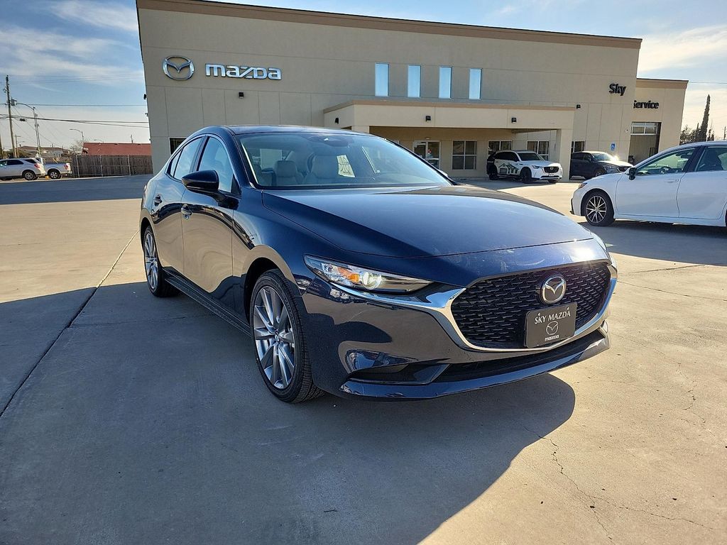 New 2026 Mazda Mazda3 FWD w/Preferred Package