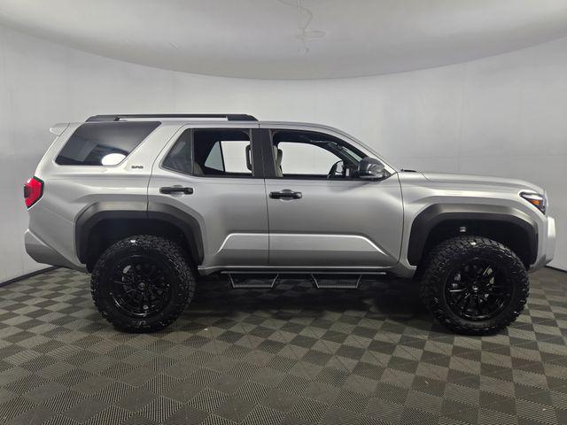 صورة 8 لـ 2026 Toyota 4RUNNER SR5