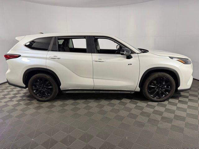 TOYOTA HIGHLANDER - 10