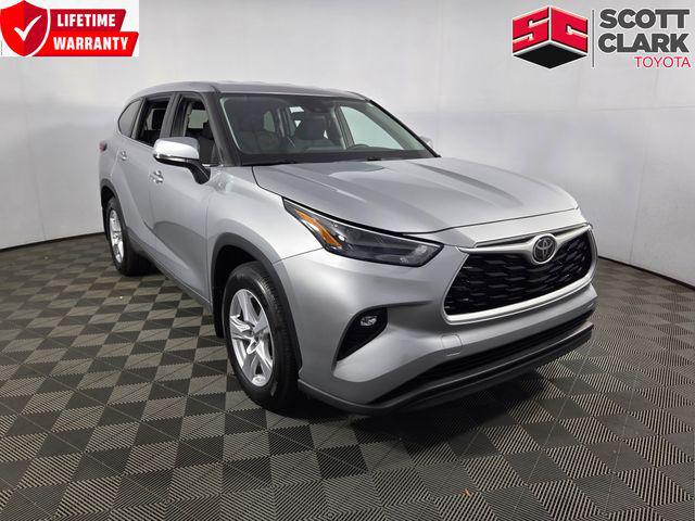 2024 Toyota HIGHLANDER LE 照片 1