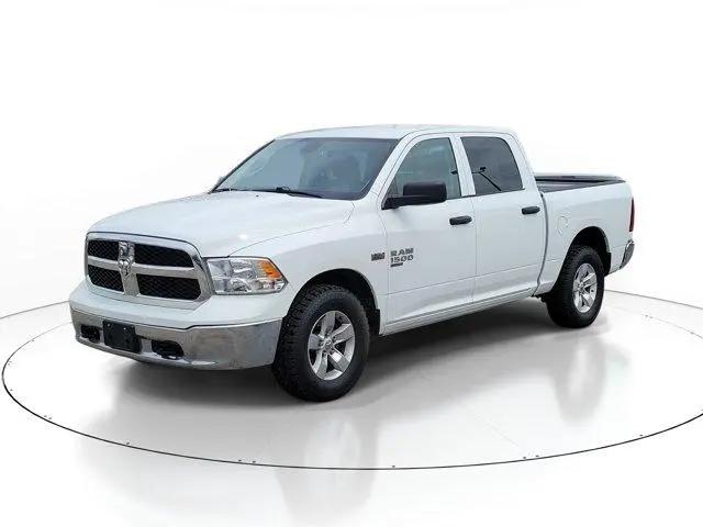 صورة 2 لـ 2023 RAM 1500 CLASSIC SLT