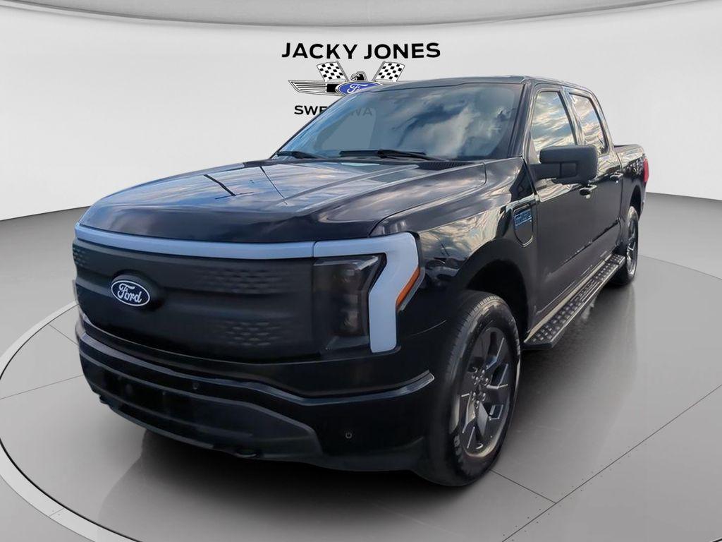 New 2025 Ford F-150 Lightning Flash