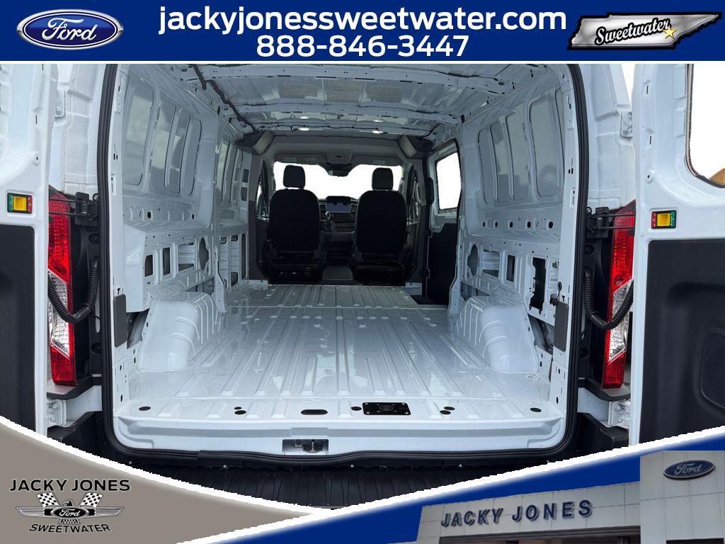 صورة مصغرة 18 لـ 2026 FORD TRANSIT-250 BASE