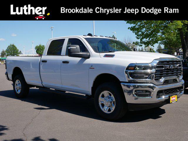New 2026 RAM 2500 Tradesman Crew Cab 4x4 8' Box