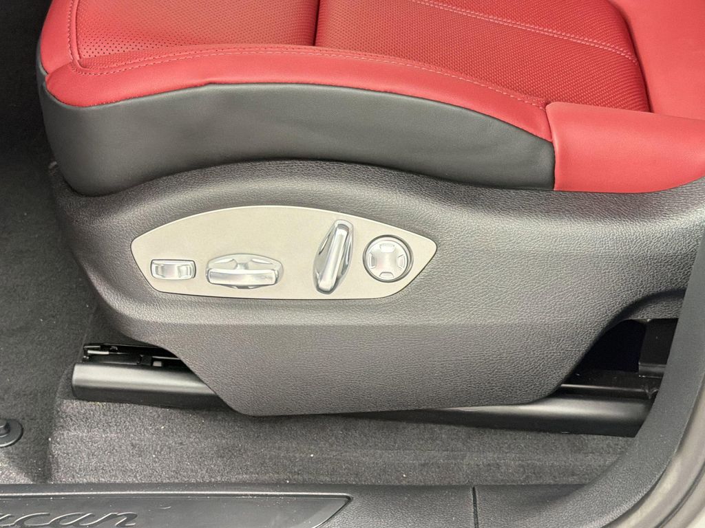 2026 Porsche MACAN 缩略图 16