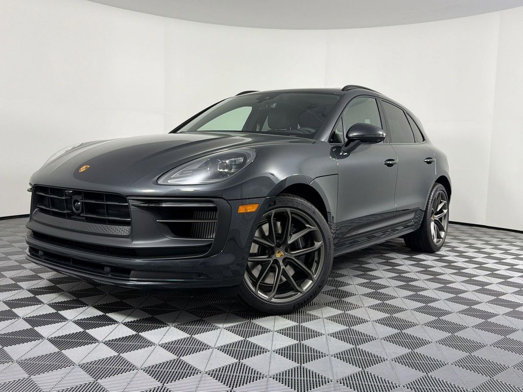 New 2026 Porsche Macan Macan GTS