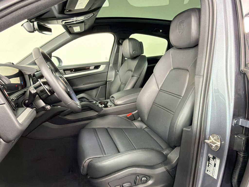 PORSCHE CAYENNE - 5