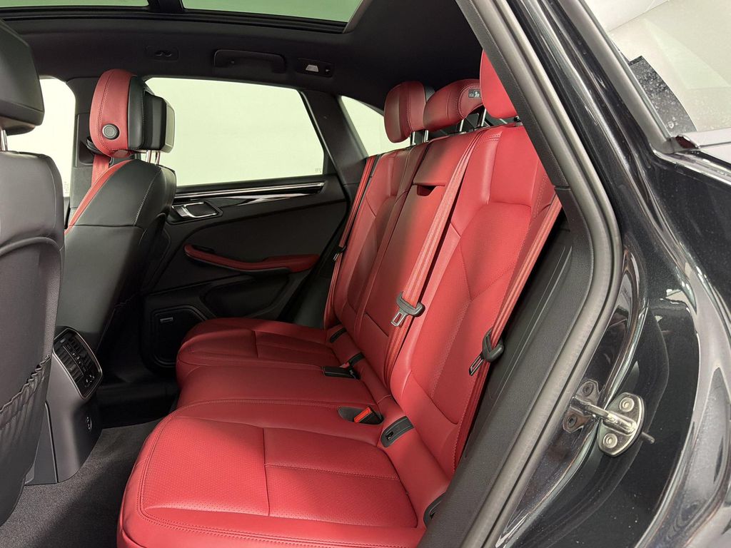 صورة مصغرة 20 لـ 2026 Porsche MACAN