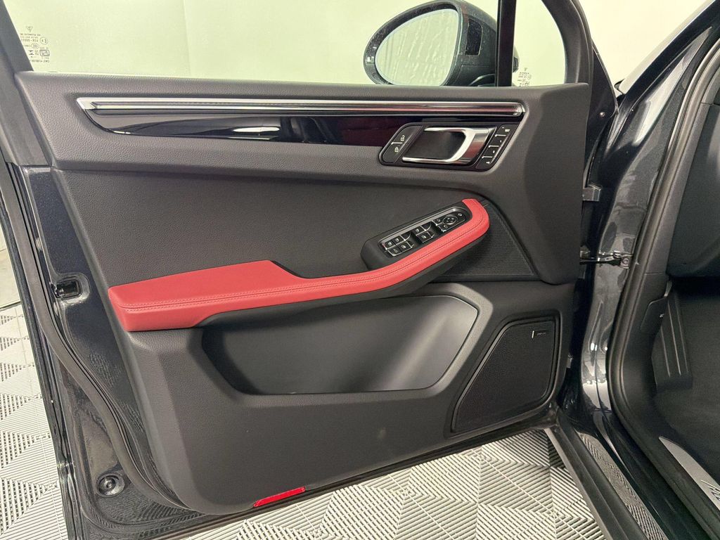 صورة مصغرة 25 لـ 2026 Porsche MACAN
