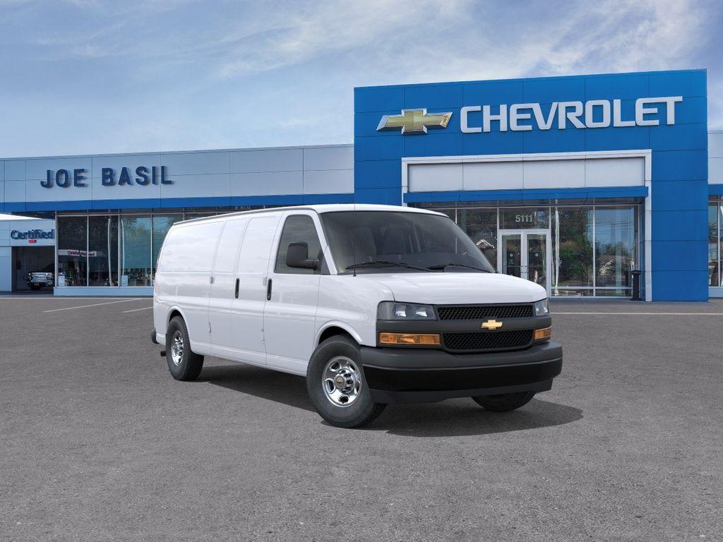 New 2026 Chevrolet Express 3500 Work Van