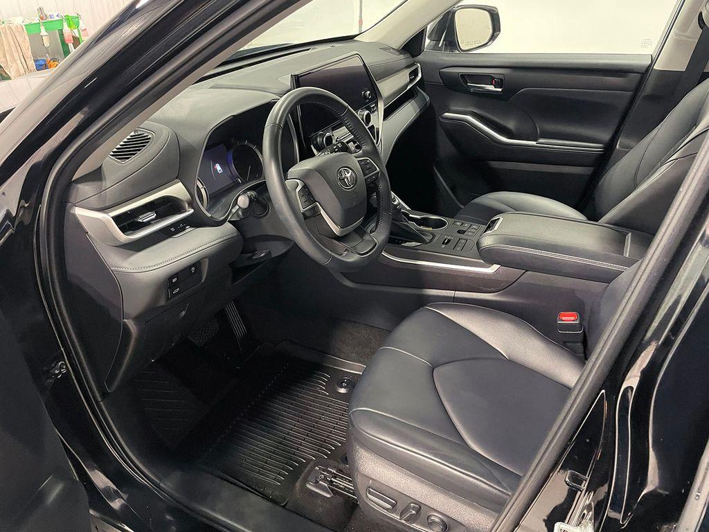 TOYOTA HIGHLANDER - 3