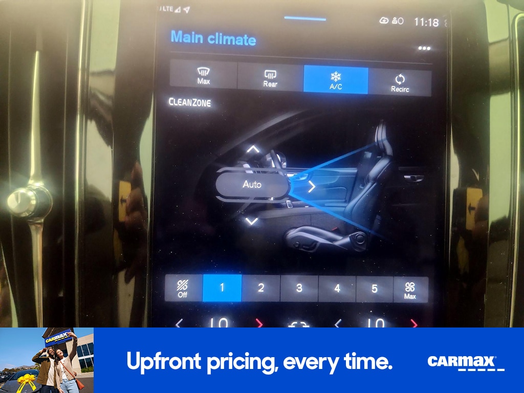 صورة مصغرة 19 لـ 2023 Volvo XC60 B5 CORE