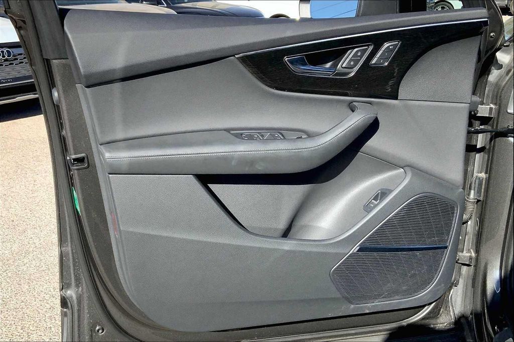 2022 AUDI Q7 55 PREMIUM PLUS — миниатюра 20