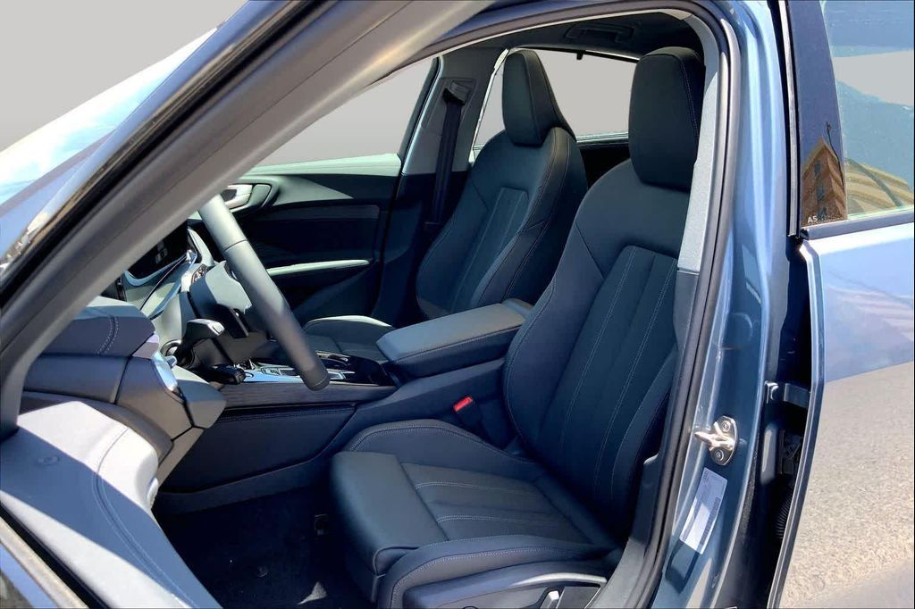 2026 AUDI A5 PREMIUM PLUS TFSI QUATTRO S TRONIC — фото 8