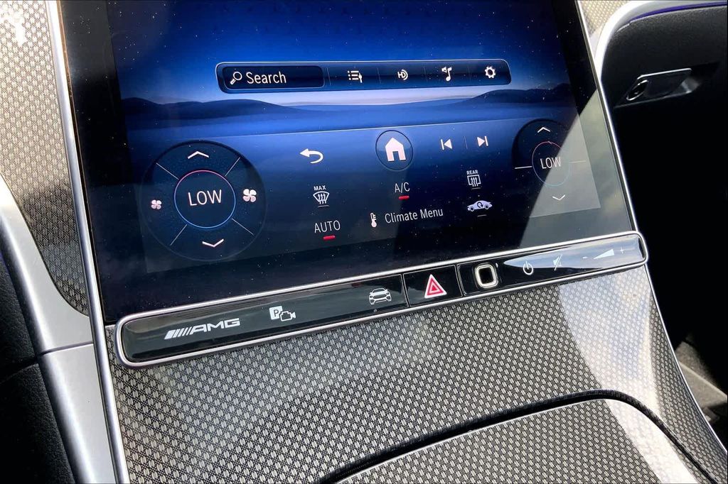 2025 Mercedes-BENZ AMG CLE 53 4MATIC+ 缩略图 35