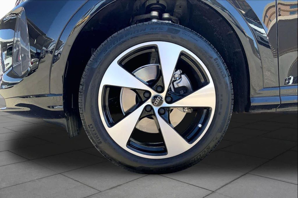 2025 AUDI Q5 PREMIUM PLUS TFSI QUATTRO S TRONIC photo 11
