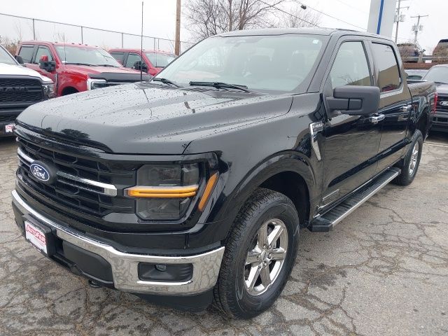 FORD F-150 XLT - 4