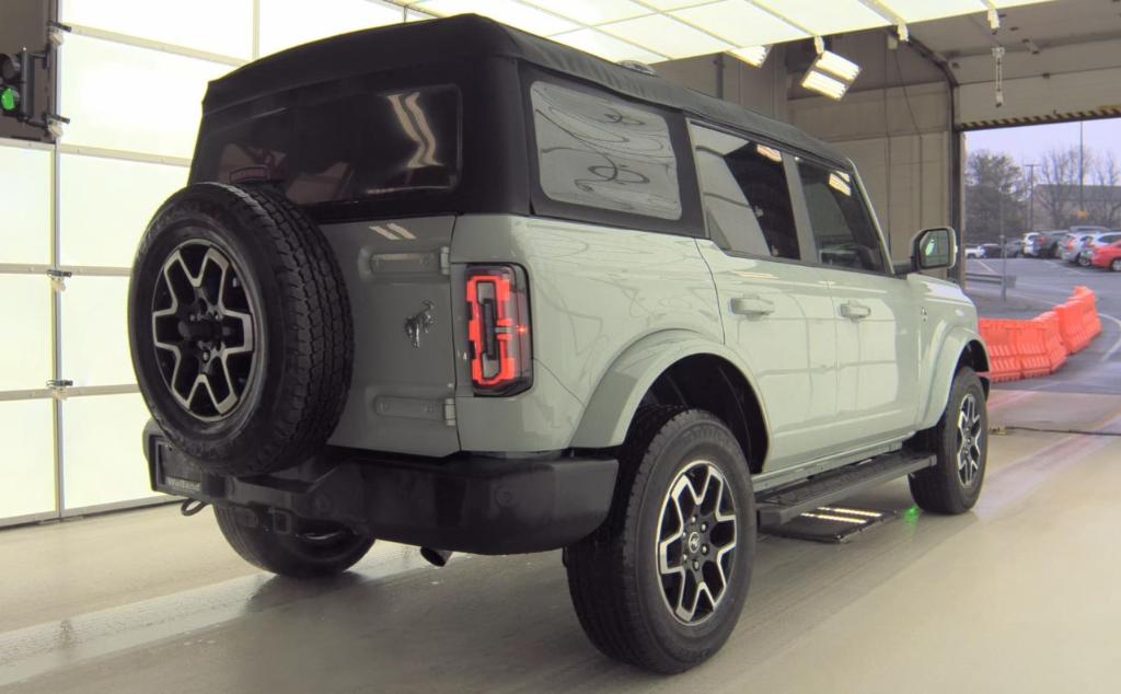 FORD BRONCO - 2