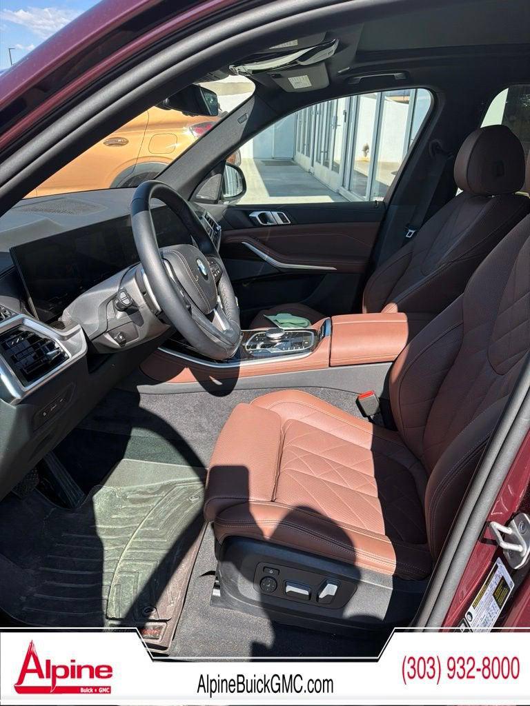 صورة 10 لـ 2025 BMW X5 XDRIVE40I