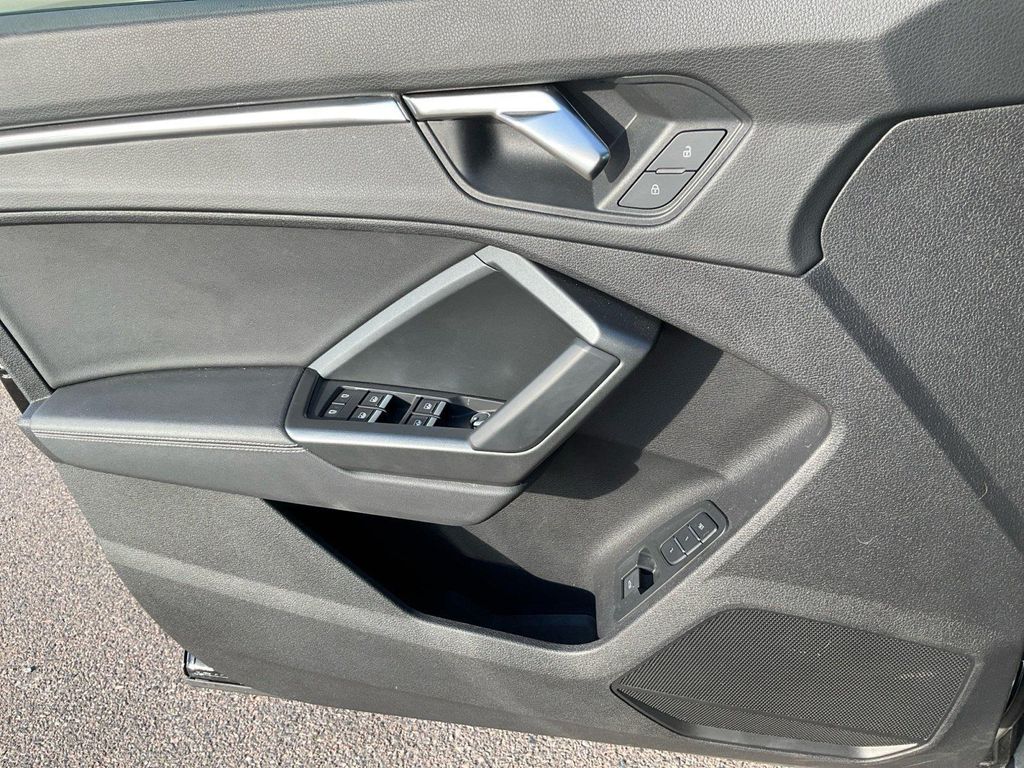 2023 AUDI Q3 45 S LINE PREMIUM PLUS — миниатюра 18