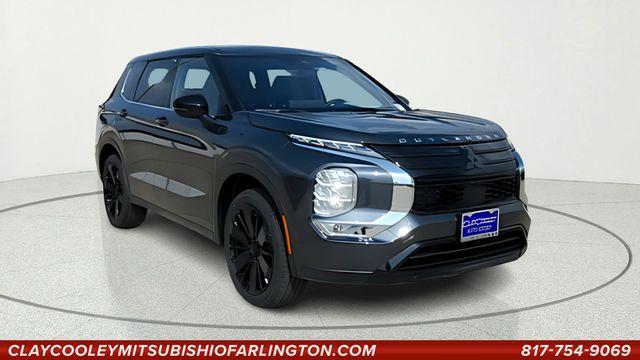 New 2026 Mitsubishi Outlander SE