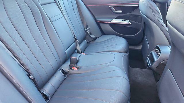 2025 Mercedes-BENZ E-CLASS — миниатюра 36