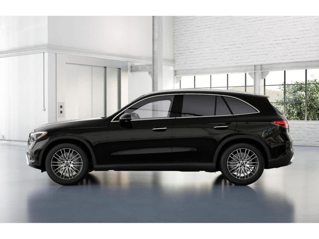 2026 Mercedes-BENZ GLC — миниатюра 33