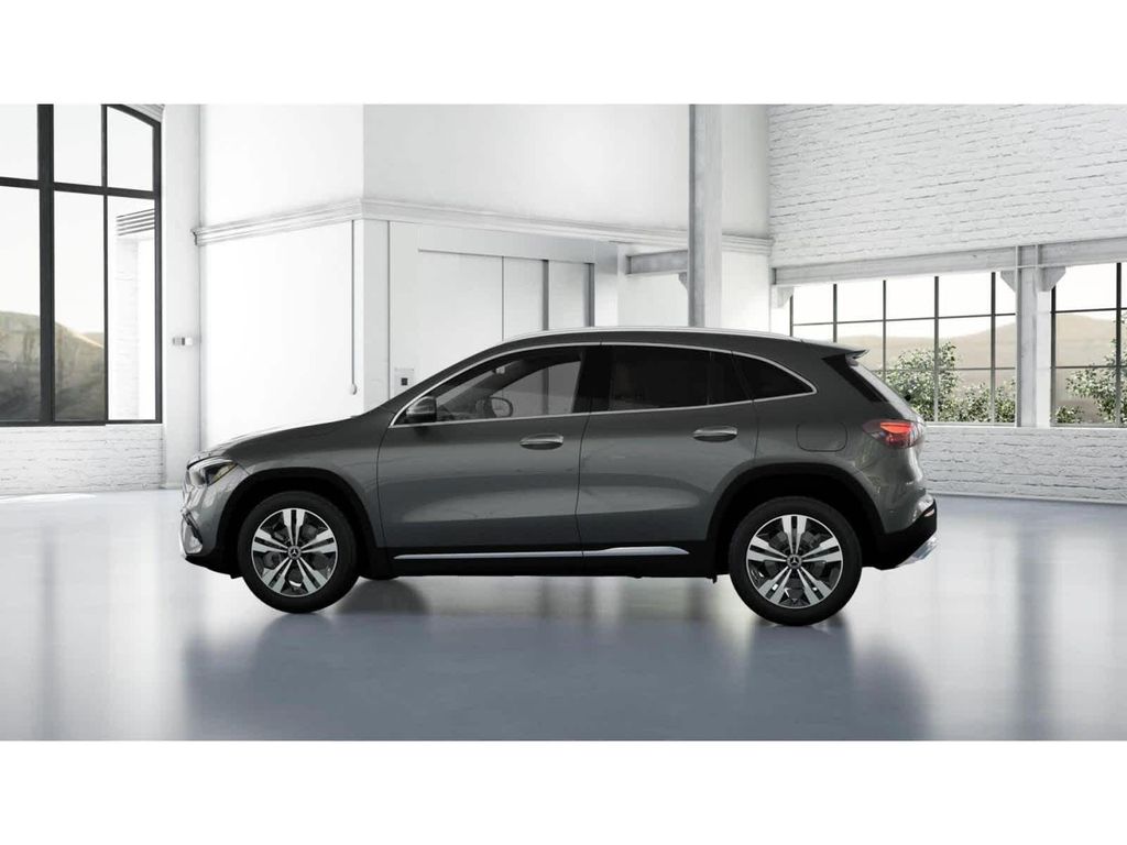 2026 Mercedes-BENZ GLA 缩略图 32
