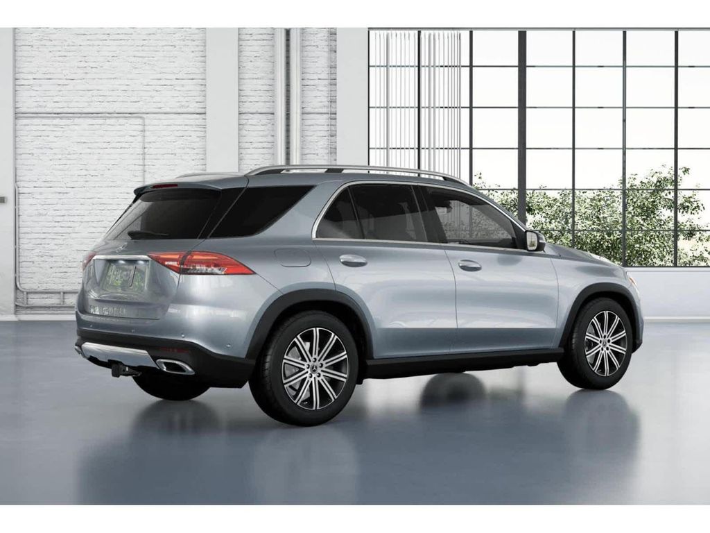 2026 Mercedes-BENZ GLE — миниатюра 19
