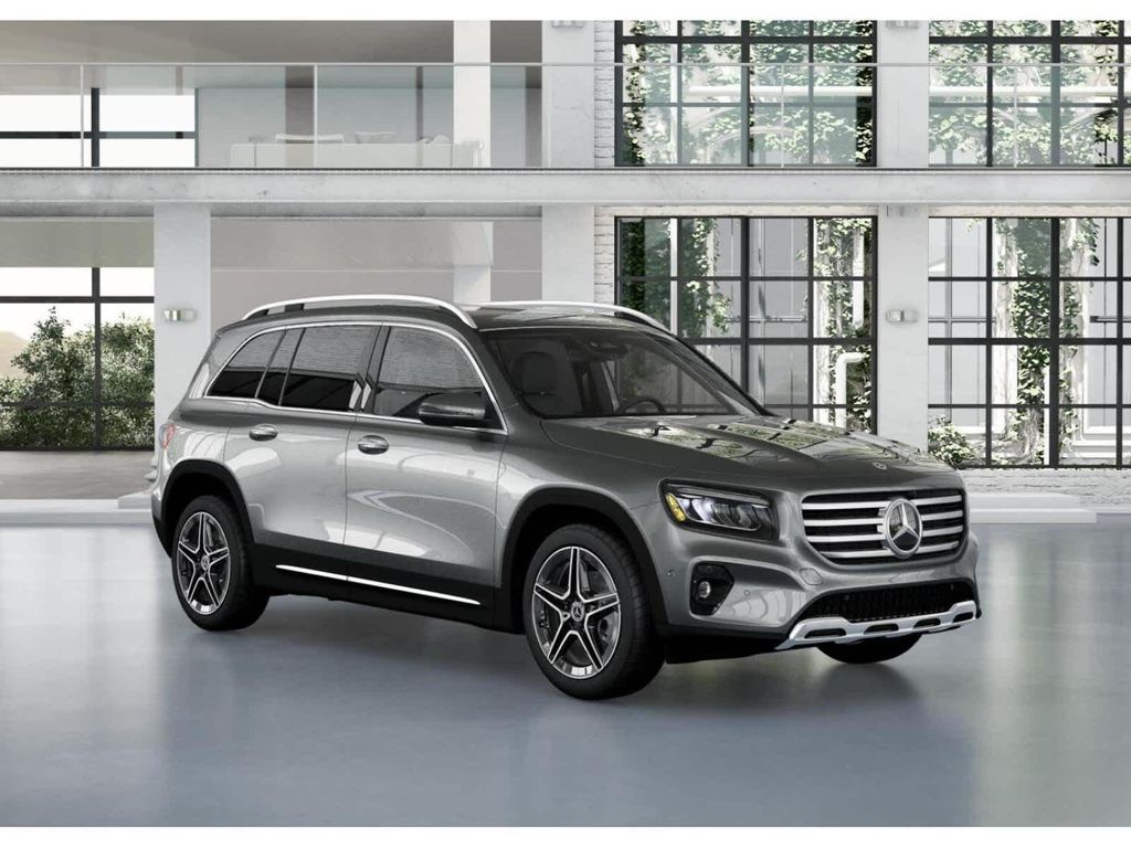 2026 Mercedes-BENZ GLB — миниатюра 11