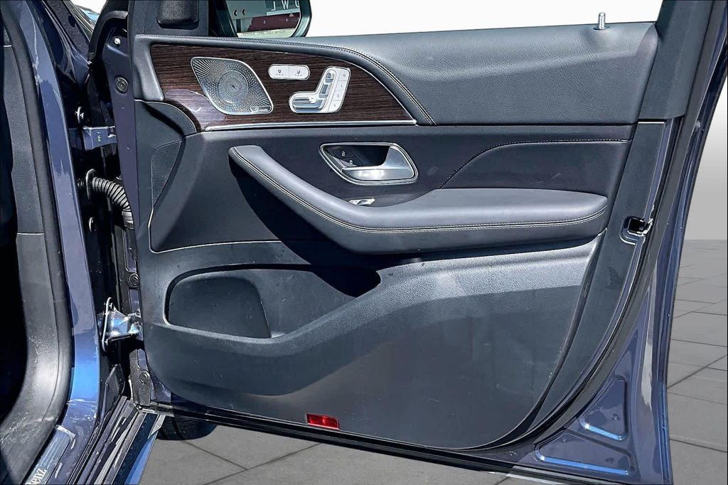 صورة مصغرة 23 لـ 2026 Mercedes-BENZ GLE