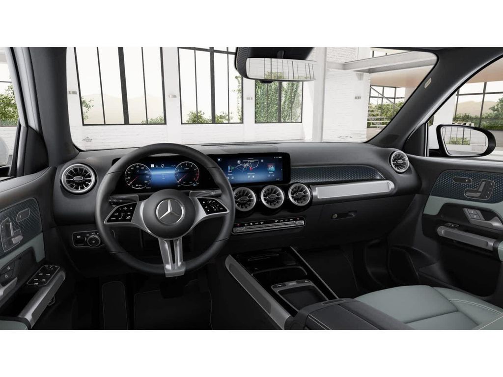 2026 Mercedes-BENZ GLB 照片 2