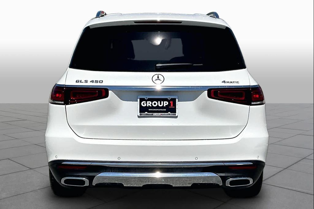 MERCEDES-BENZ GLS - 5