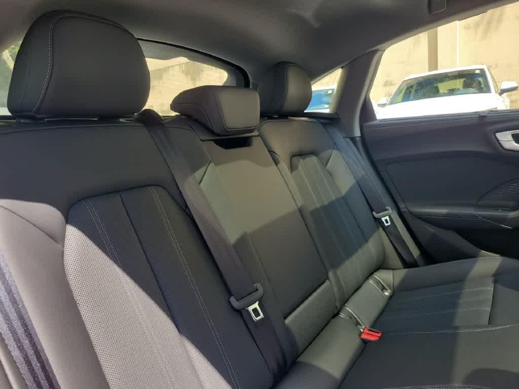 صورة مصغرة 21 لـ 2026 AUDI A5 PLUS