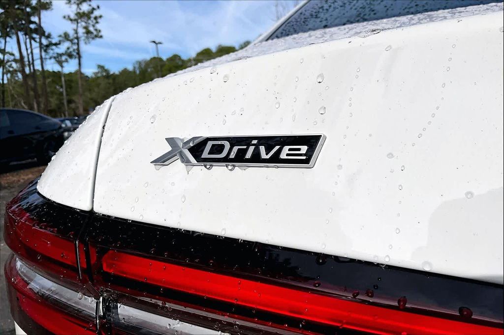 2026 BMW 530 XDRIVE — миниатюра 15