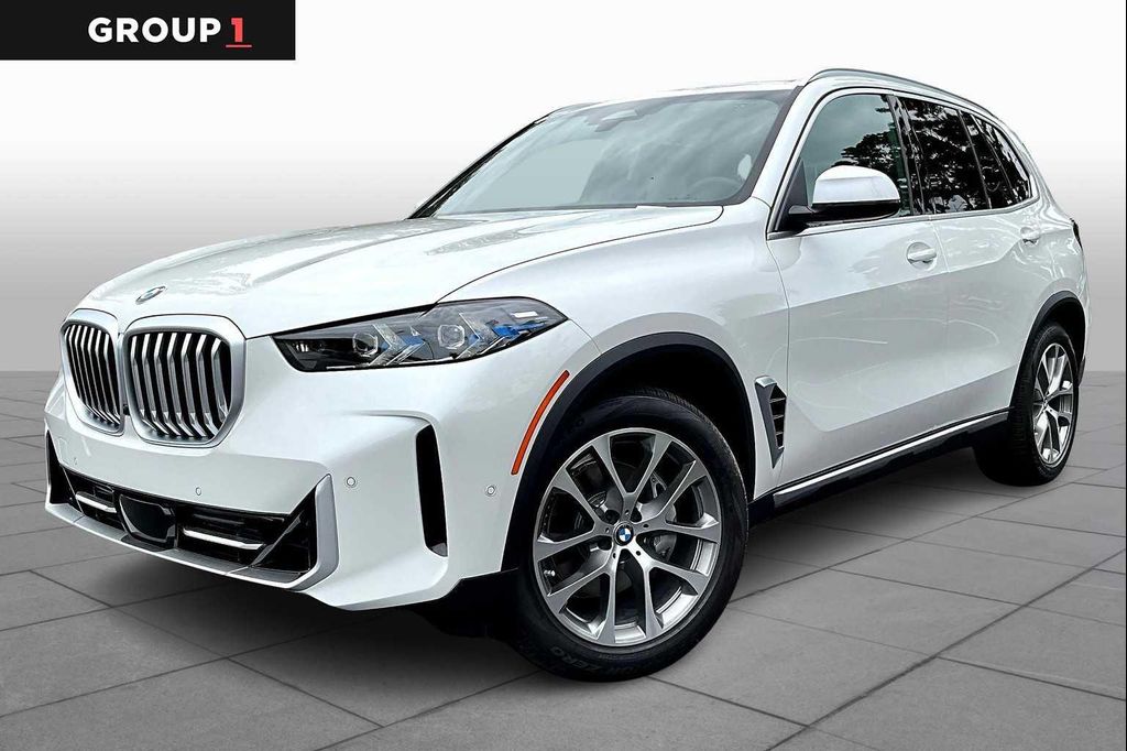 New 2026 BMW X5 sDrive40i