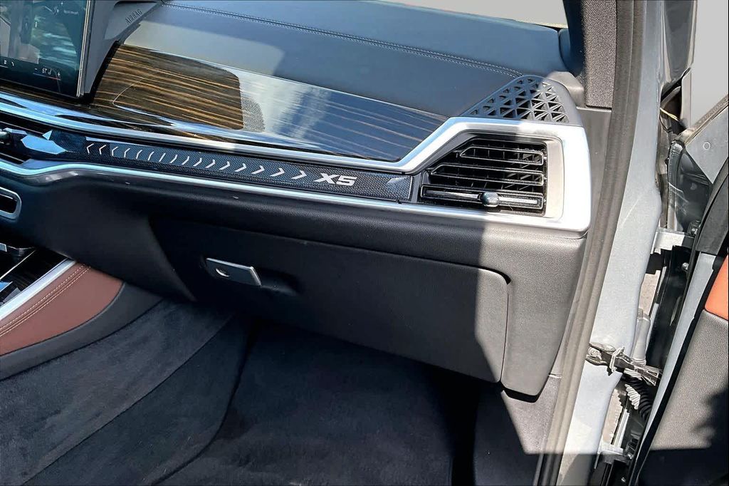 2024 BMW X5 PHEV XDRIVE50E — миниатюра 19