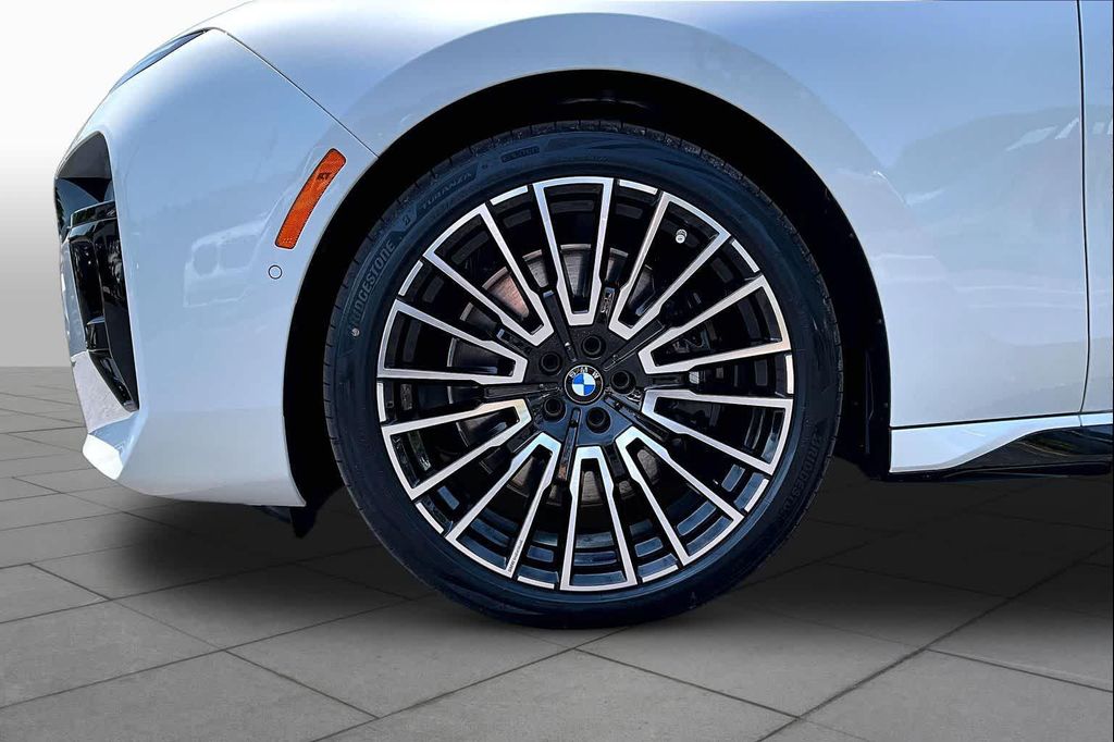 2026 BMW 740 740I 缩略图 11