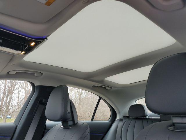 MERCEDES-BENZ E-CLASS - 6