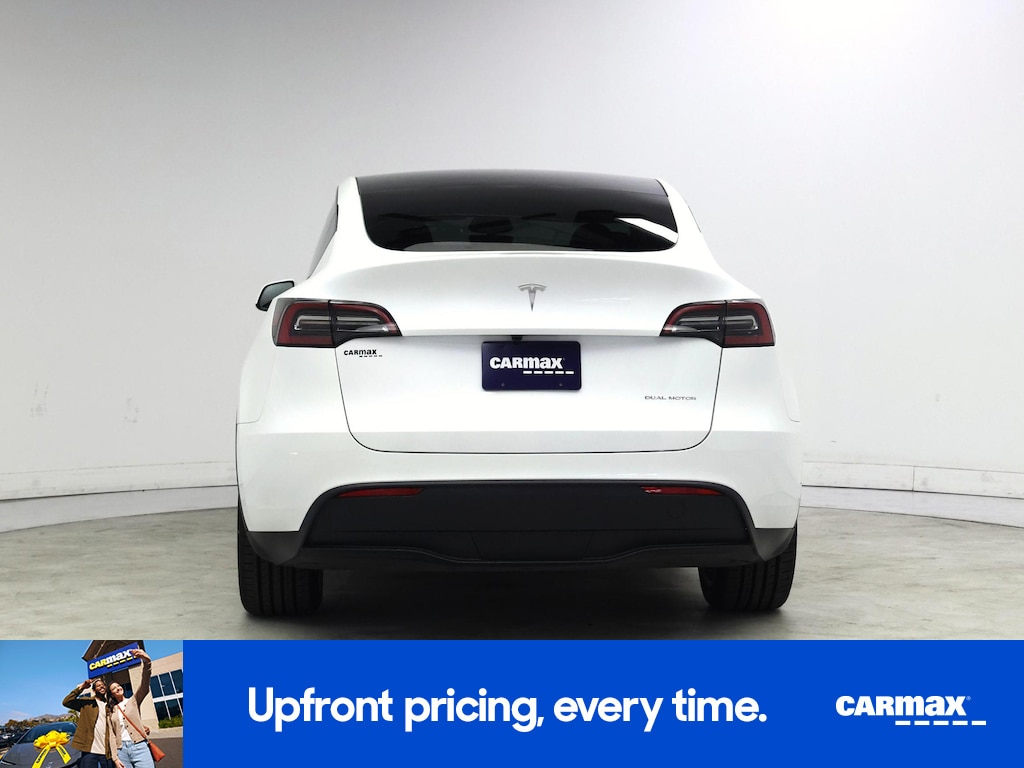 TESLA MODEL Y LONG RANGE - 7