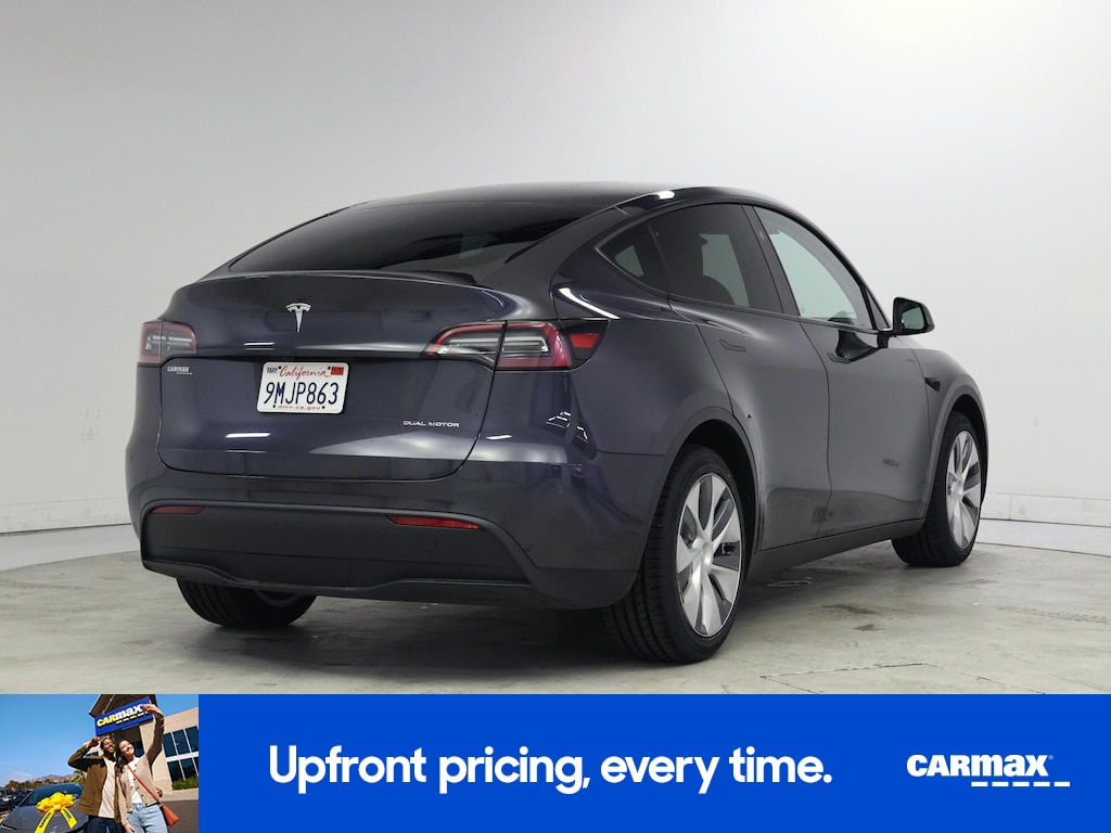 TESLA MODEL Y LONG RANGE - 10
