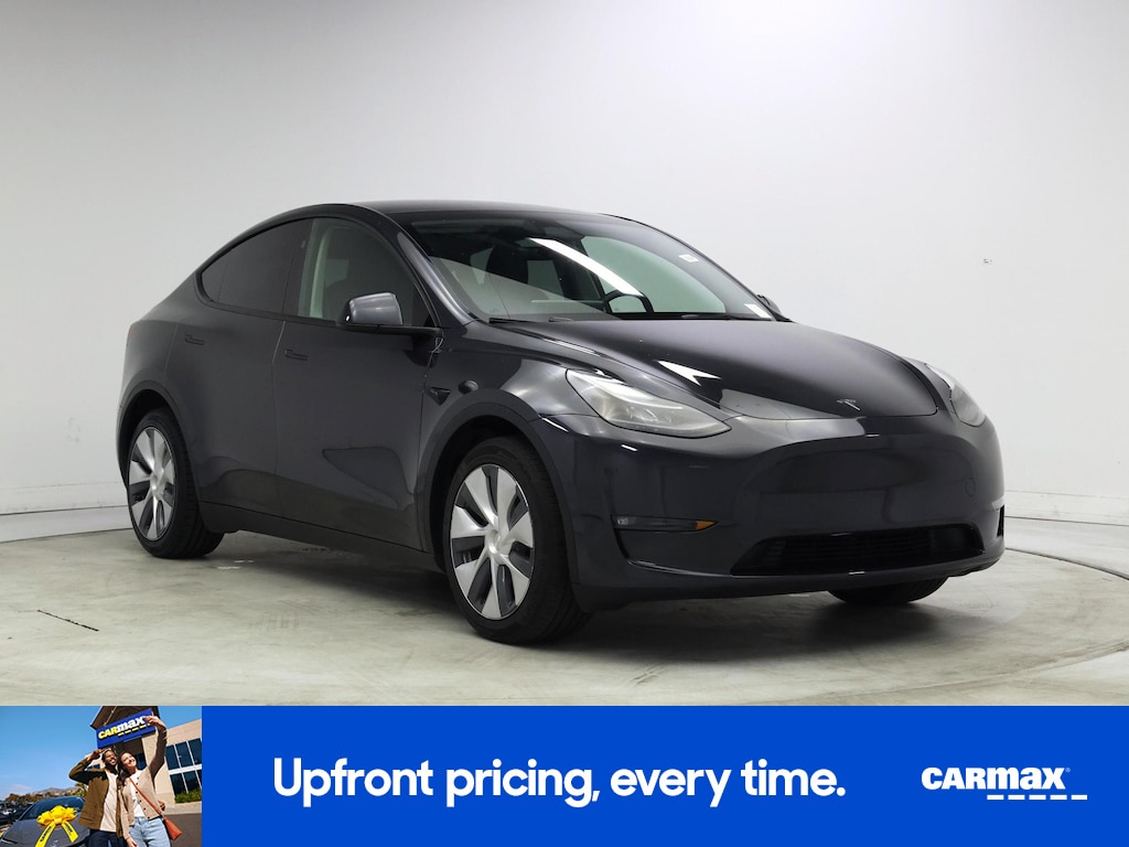 TESLA MODEL Y LONG RANGE - 1