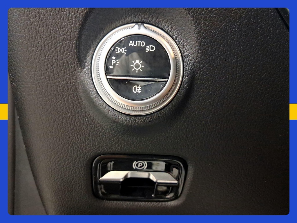 صورة مصغرة 16 لـ 2025 Mercedes-BENZ AMG C 43