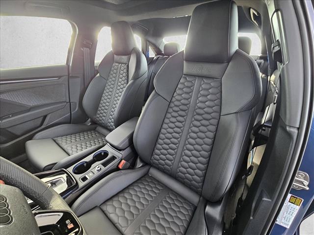 2026 AUDI RS 3 TFSI QUATTRO S TRONIC 缩略图 14