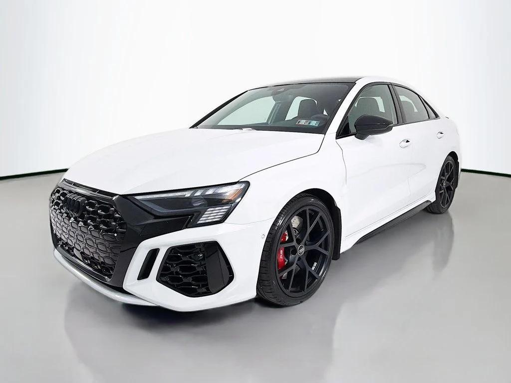 صورة 3 لـ 2024 AUDI RS 3 TFSI QUATTRO S TRONIC
