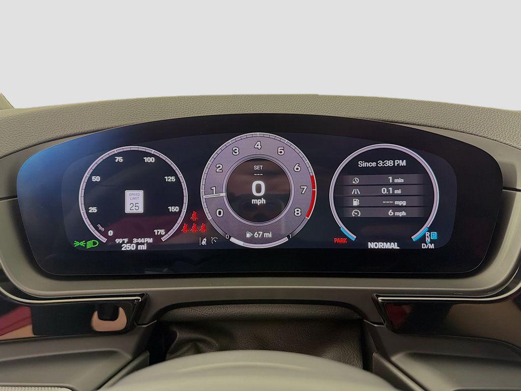 2025 Porsche CAYENNE — миниатюра 16