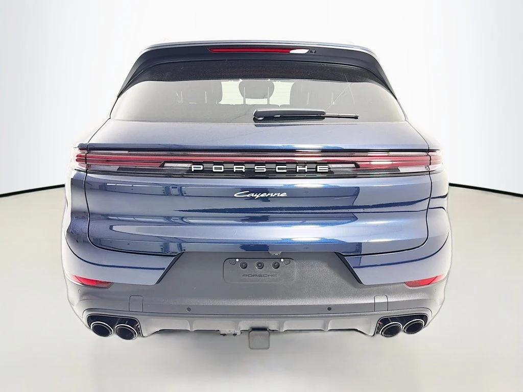 صورة 10 لـ 2025 Porsche CAYENNE