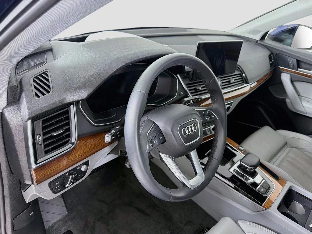 صورة 9 لـ 2023 AUDI Q5 45 S LINE PRESTIGE